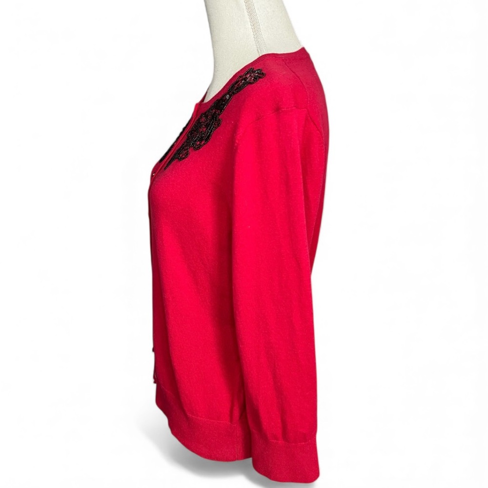 Cable & Gauge Red cardigan sweater with black sequin embellishment holiday retro - Picture 3 of 6